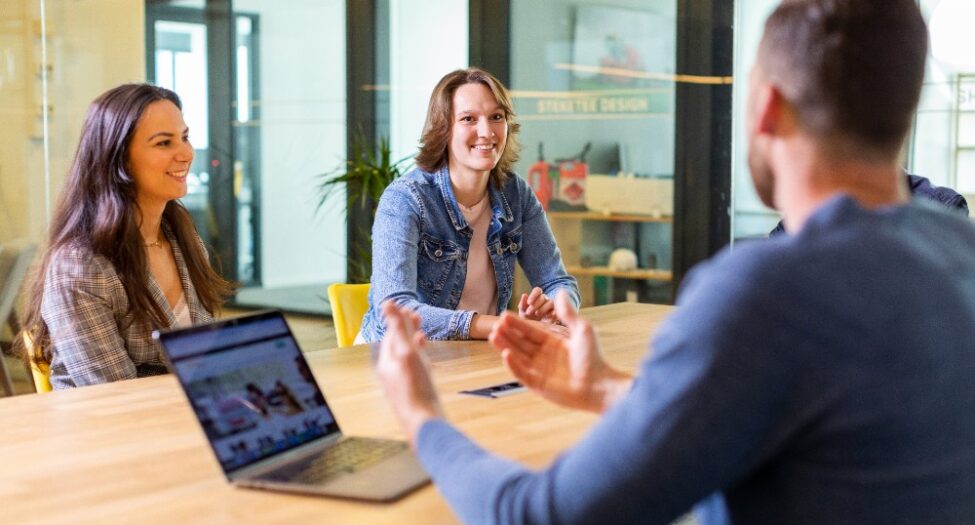 Vergadering-in-microlab (1)